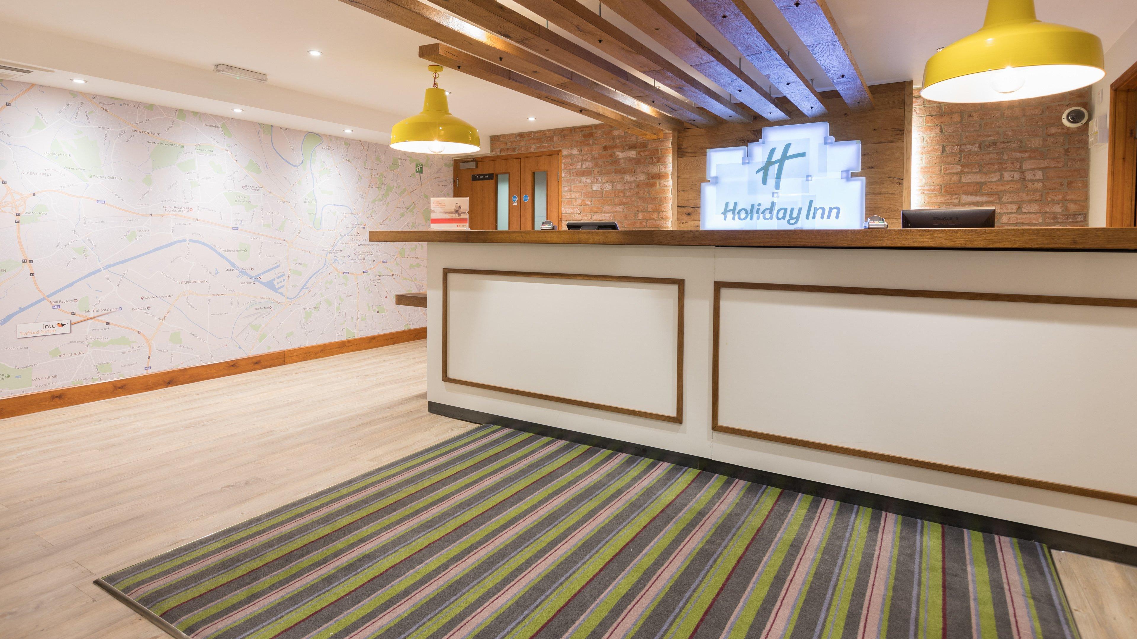 Holiday Inn Manchester - Central Park, An Ihg Hotel Екстер'єр фото