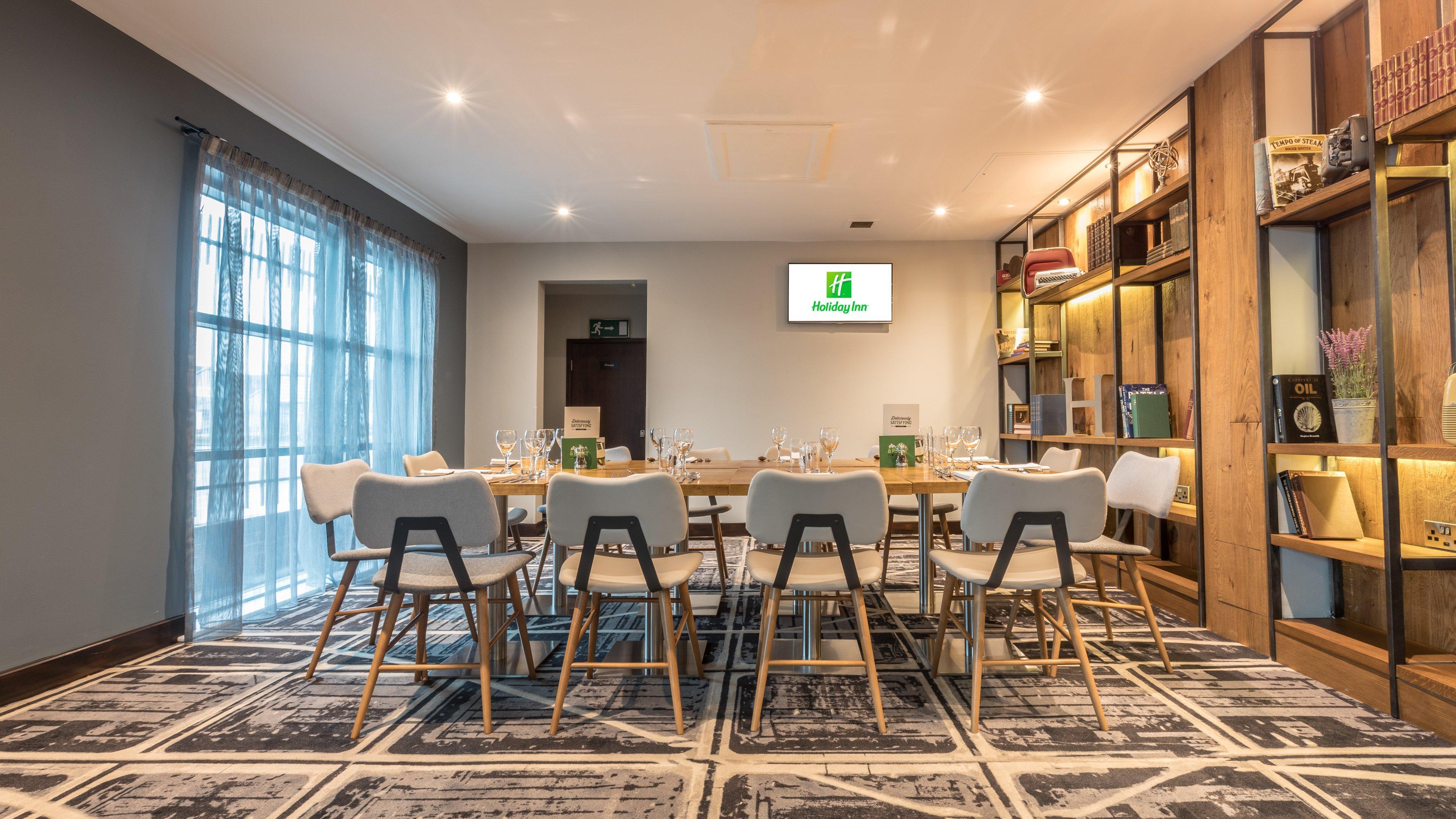 Holiday Inn Manchester - Central Park, An Ihg Hotel Екстер'єр фото